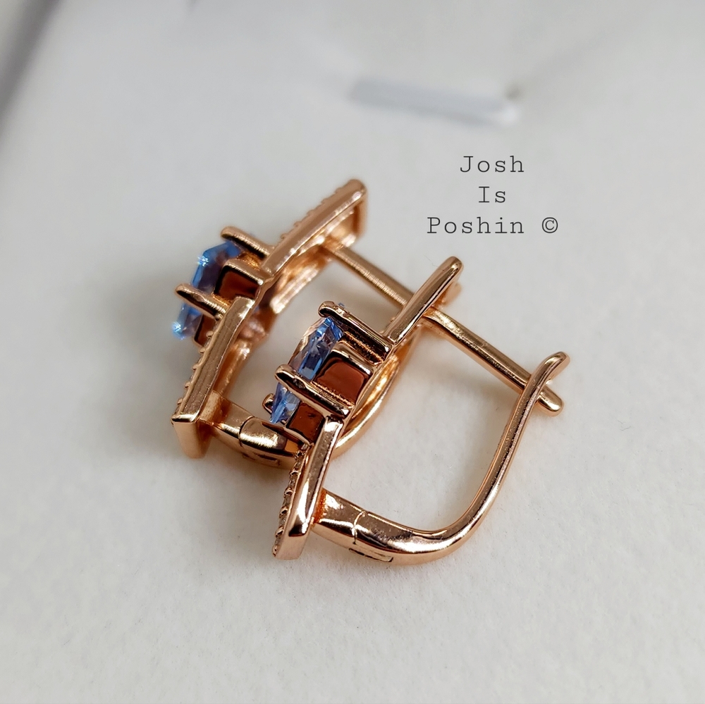 2.00CT Princess shape blue topaz latch back earrings in sterling silver - Picture 9 of 13